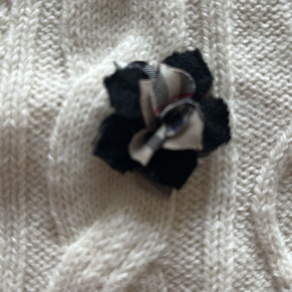 BURBERRY GIRLS ALPACA BLEND SWEATER - Picture 2 of 6